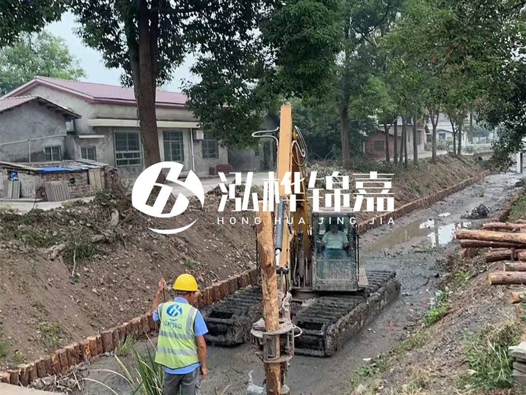 松木樁施工隊(duì)泓樺錦嘉 - 打松木樁有什么用?